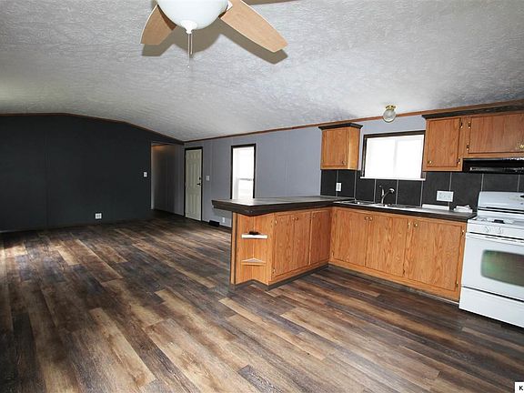 5th image of 717 N Sandusky St Lot 29
