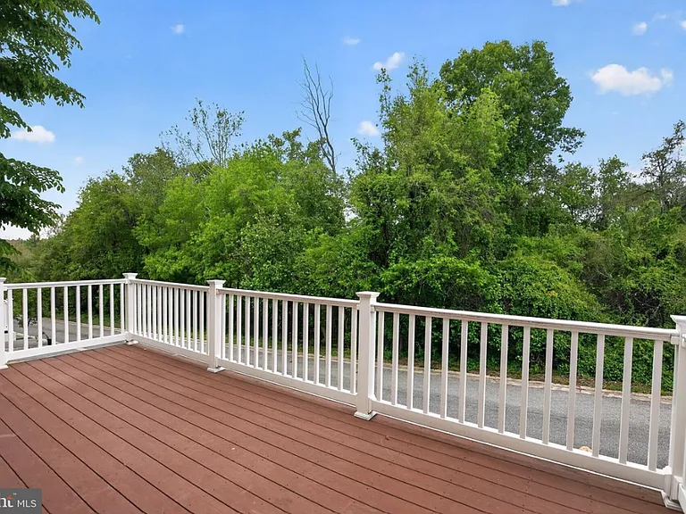 2624 Saint Marys View Rd — Photo 25
