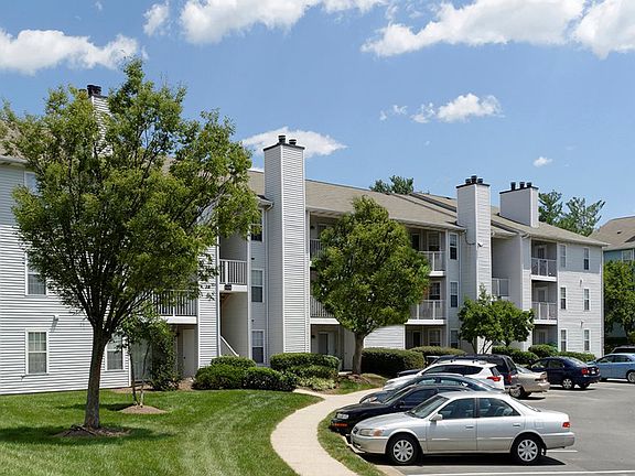 2nd image of 1212 Chase Heritage Cir #1228-302