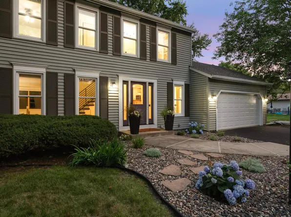 15635 46th Ave N, Plymouth, MN 55446