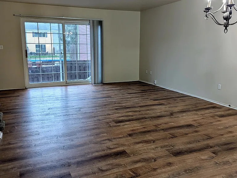 32314 W Twelve Mile Rd #32314 — Photo 12