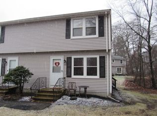 270 Sunderland Rd APT 73, Worcester, MA 01604