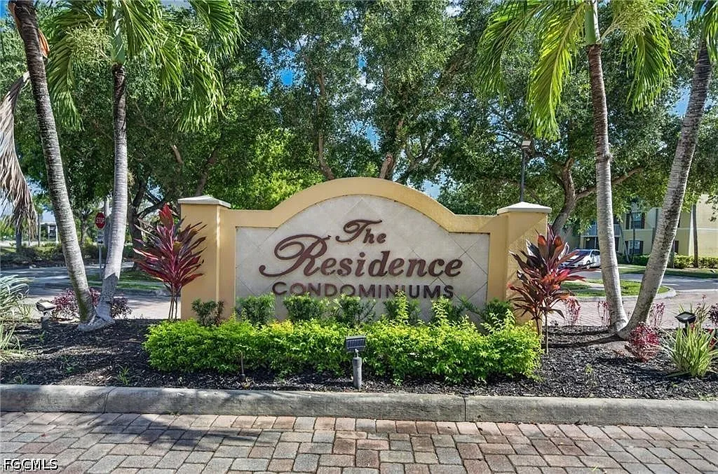 1 bed, 1.0 bath, 697 sqft, $1,100 — Photo 1