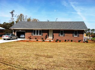 415 York Rd, Fayetteville, NC 28303