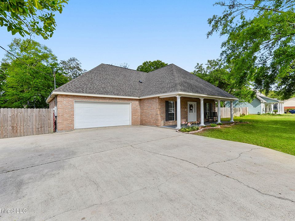 11063 Amber Dr, Diberville, MS 39540 Zillow