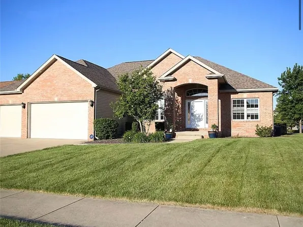 236 Prairie Ln, Forsyth, IL 62535