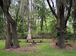 1913 Teepee Dr, Tampa, FL 33618