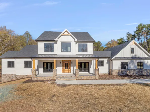 2520 Ridge Rd, Charlottesville, VA 22901