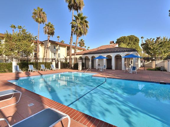 5th image of 39865 Cedar Blvd Unit 228
