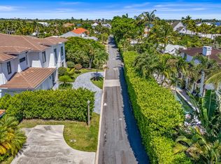 220 Rilyn Dr, West Palm Beach, FL 33405