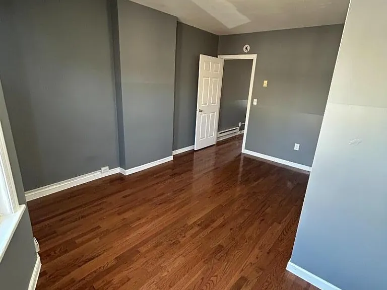 286 Nagle St #3 — Photo 12