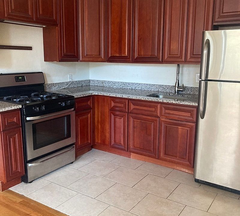 1st image of 1341 Fulton St #2RR