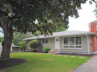 8 Rainville Ave, Webster, MA 01570