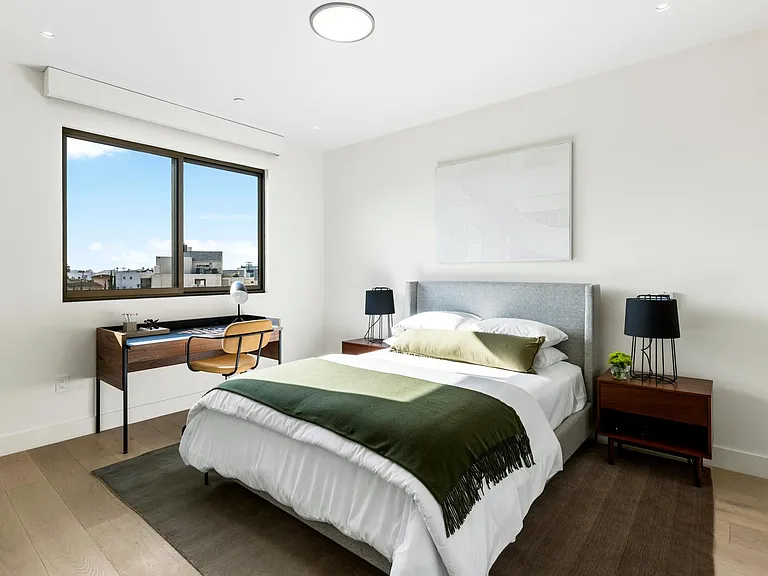 Lumiere at Malcolm - Luxury Homes — Photo 9