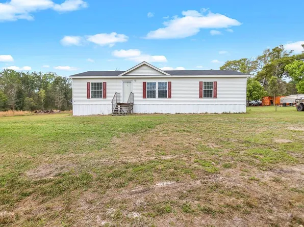 1369 Red Hill Rd, Jesup, GA 31545