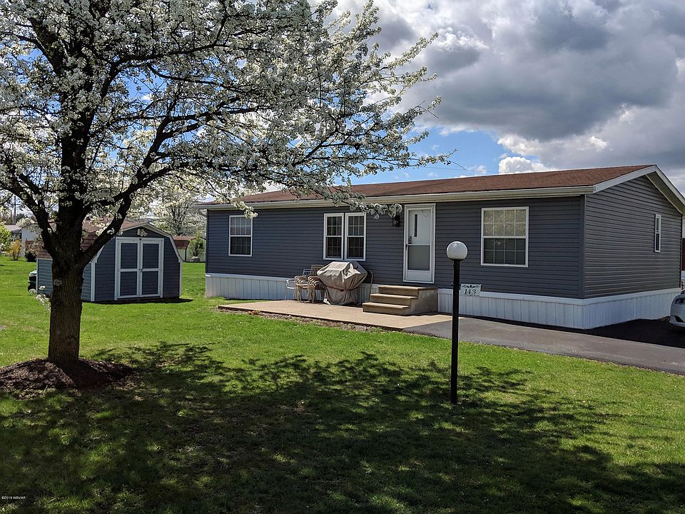 1st image of 143 Heatherbrooke Est