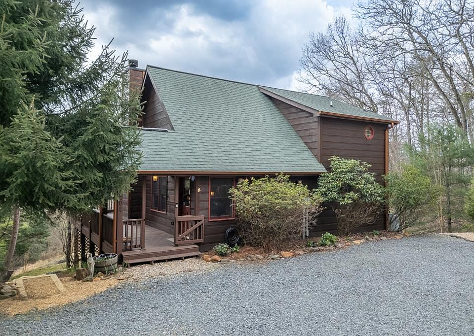 1st image of 1204 Brookhaven Ln
