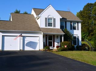 28 Briarcliffe Ct, Newark, DE 19702