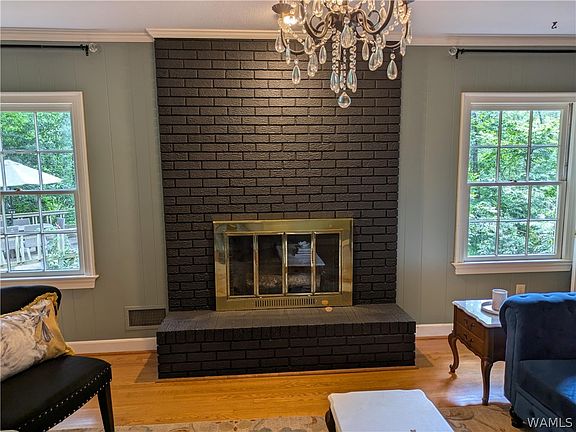 4th image of 409 Woodridge Dr