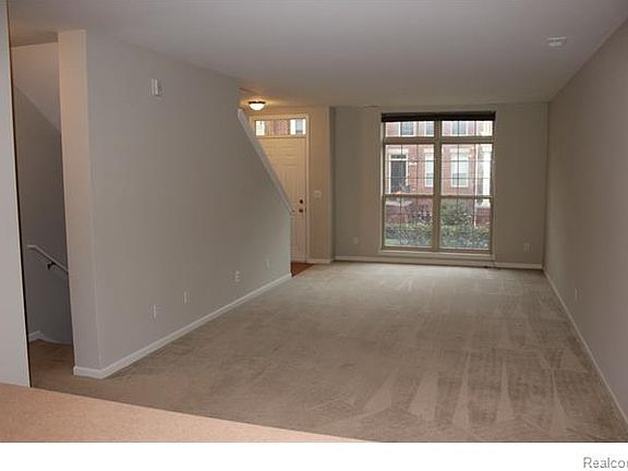 2nd image of 1418 Ashford Ct #1
