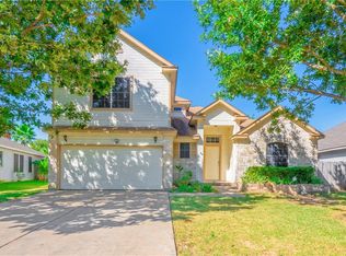 2403 Silvercloud Dr, Lockhart, TX 78644
