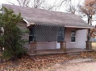 439 N McCord Rd, Ponca City, OK 74604