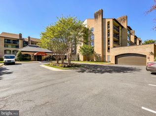 11430 Strand Dr #R-002, Rockville, MD 20852