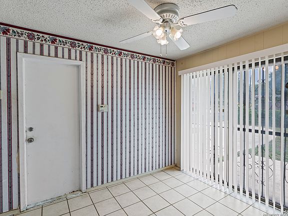 3rd image of 3602 Bremen Ave