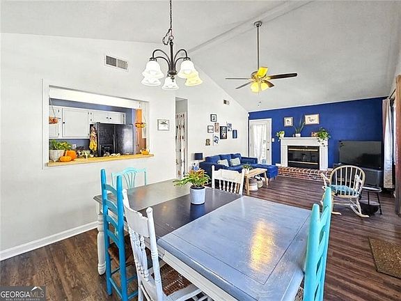 5th image of 5972 Wintergreen Rd