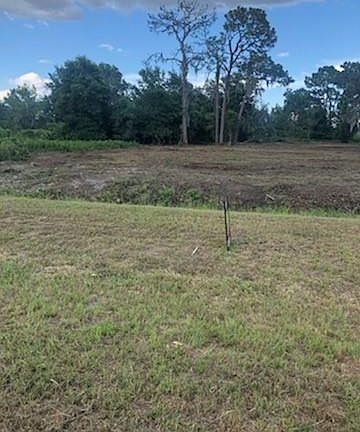 3rd image of 2145 S Avon Estates Blvd