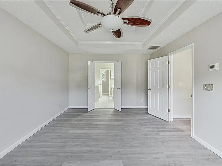 326 Canterbury Place Dr — Photo 13