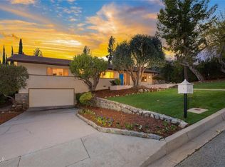 1935 Oakwood Ave, Sierra Madre, CA 91024
