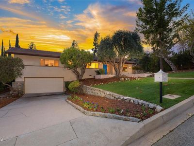 1935 Oakwood Ave, Sierra Madre, CA, 91024