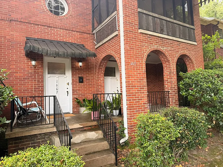 1607 - 1609 Hollywood Drive — Photo 14