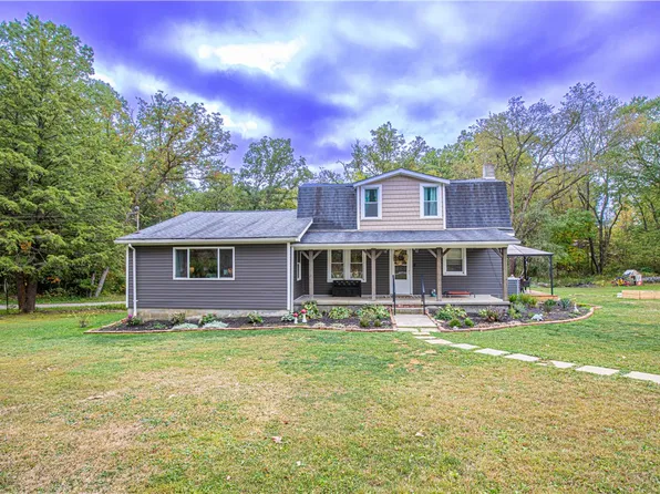 162 Tall Oaks Rd, Farmington, PA 15437