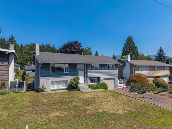 854 E 16th St, North Vancouver, BC V7L 2V4