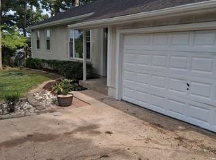 3920 Tara Pl, Villa Ridge, MO 63089