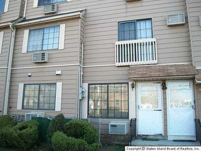 208 Richmond Hill Rd, Staten Island, NY, 10314