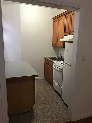 Rented by Signature Spaces NYC Corp | media 10