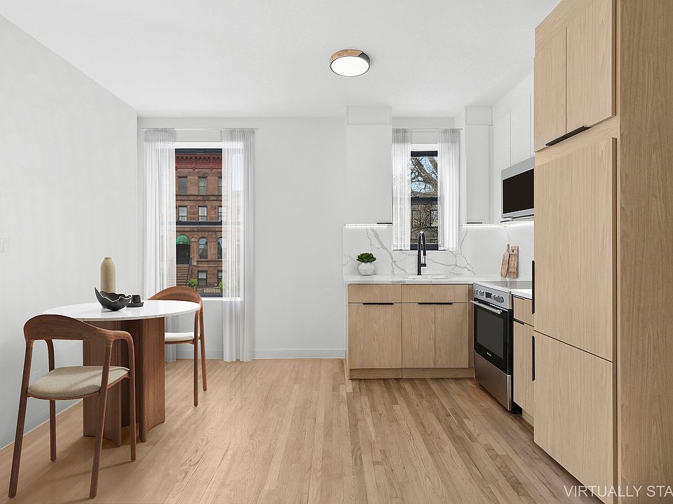 1st image of 511 9th St APT 1