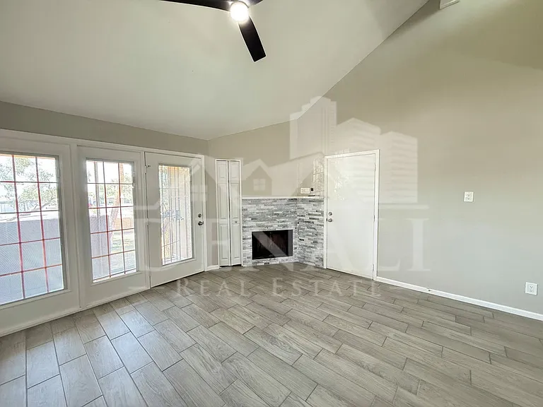 4901 S Calle Los Cerros Dr #206 — Photo 2