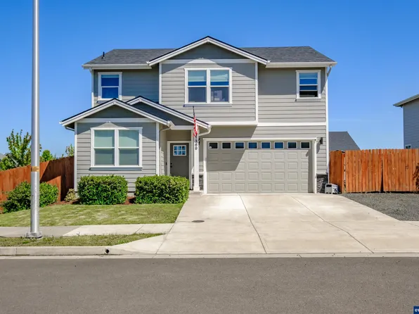 1369 S 10th St, Independence, OR 97351