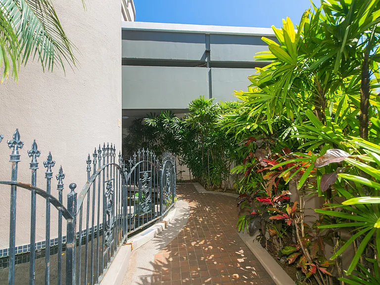1910 Ala Moana Blvd #21B — Photo 62