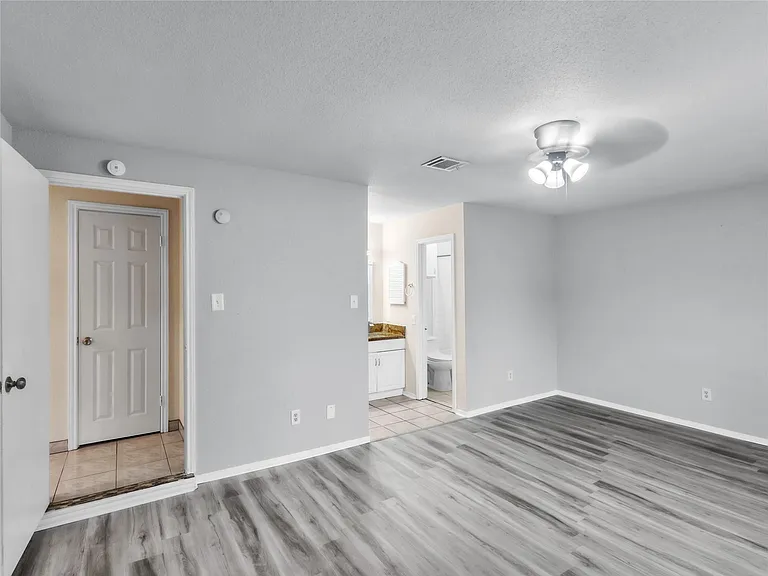 13622 Cherrydown St — Photo 17