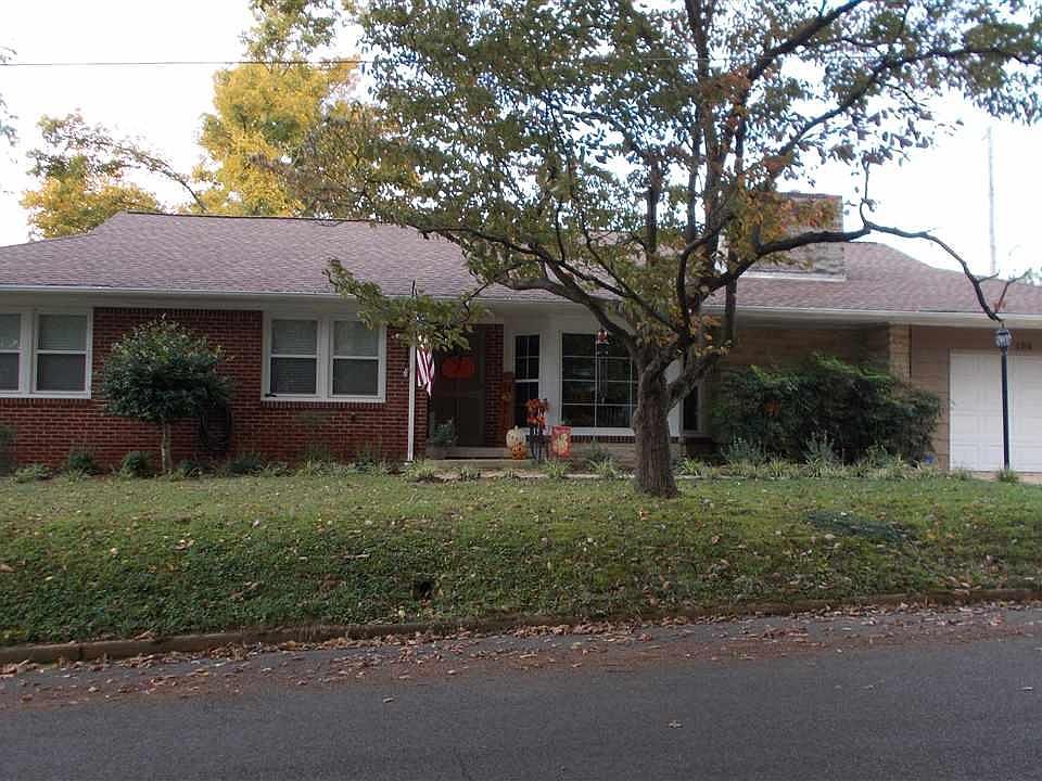 1st image of 104 Park #1