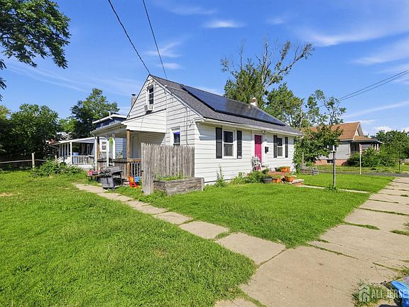 2nd image of 12 N 8th St
