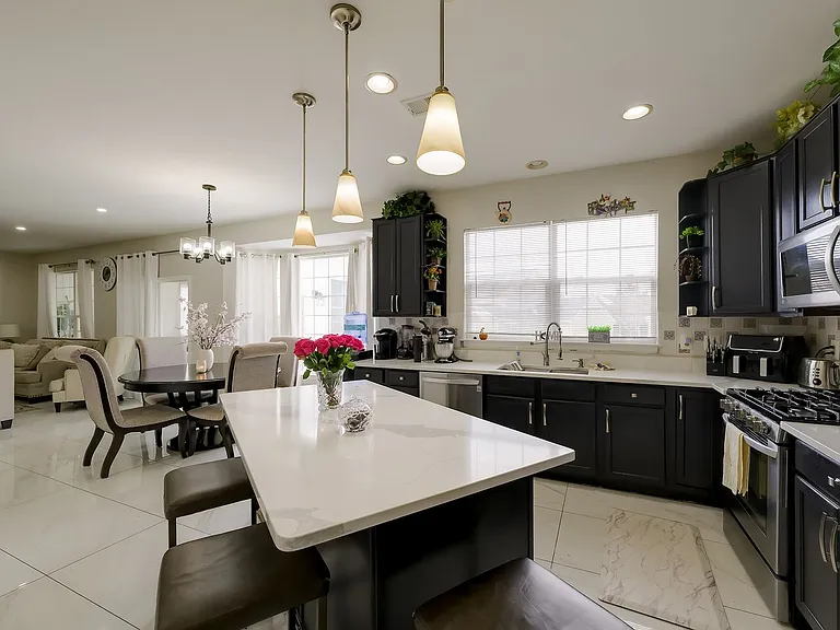 601 Crossover Ct — Photo 17