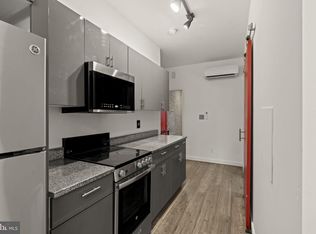 1041 S Paxon St #1, Philadelphia, PA 19143