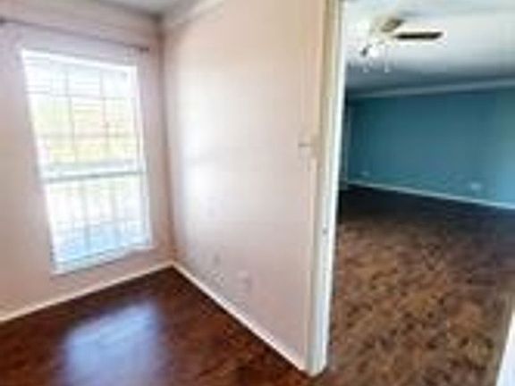 4th image of 18333 Roehampton Dr APT 825
