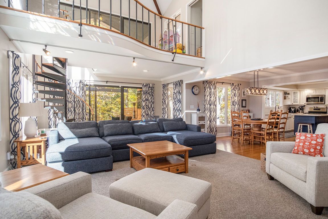 next background image